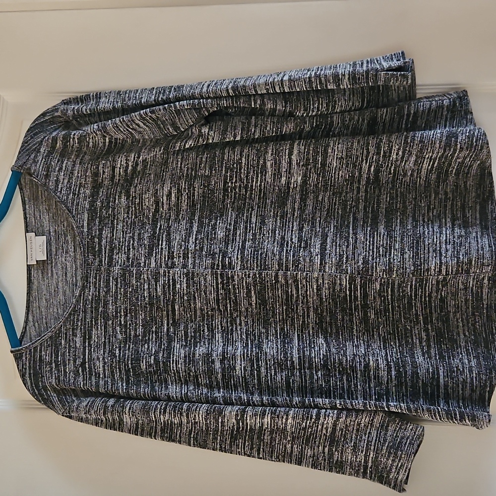 Van Heusen Black and Gray Knit Top